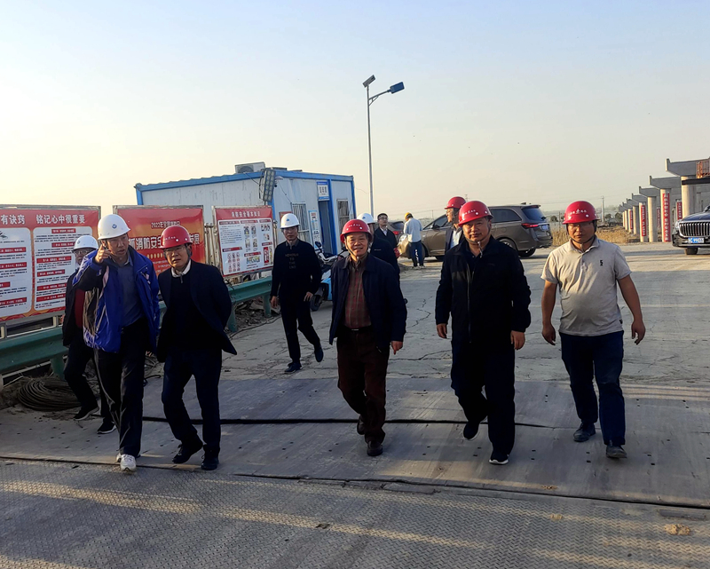 蚌埠市委常委、市政府黨組副書(shū)記、常務(wù)副市長(zhǎng)葛銳到G206-03標(biāo)項(xiàng)目調(diào)研指導(dǎo)工作